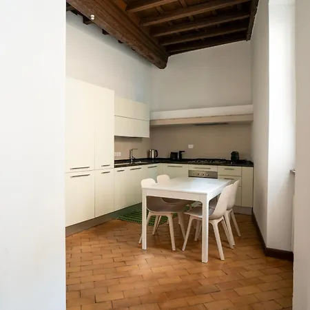 Center Campo De' Fiori Apartment *